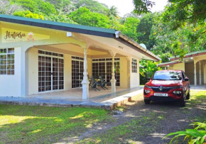 Hutiarii house & car & excursions Raiatea